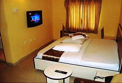 Executive Royal Suite By Hotel Ibis Royale N16 000